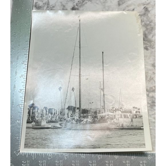 Vintage Found Photo Sailing on the Sayonara Gibraltar Boat Marina - Picture 4 of 11